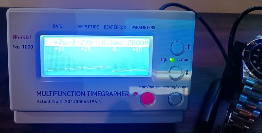 Timegrapher reading for a Rolex Submariner: +7 seconds a day, 270 degrees amplitude, 0.6 ms beat error